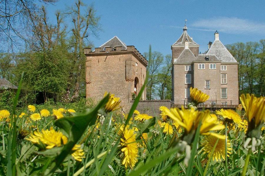 De Steltenberg in de Betuwe Zoelen Buitenkant foto